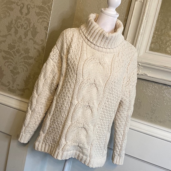 Just Madison Sweaters - Chunky Knit Cream Oversized Turtleneck Sweater Size S